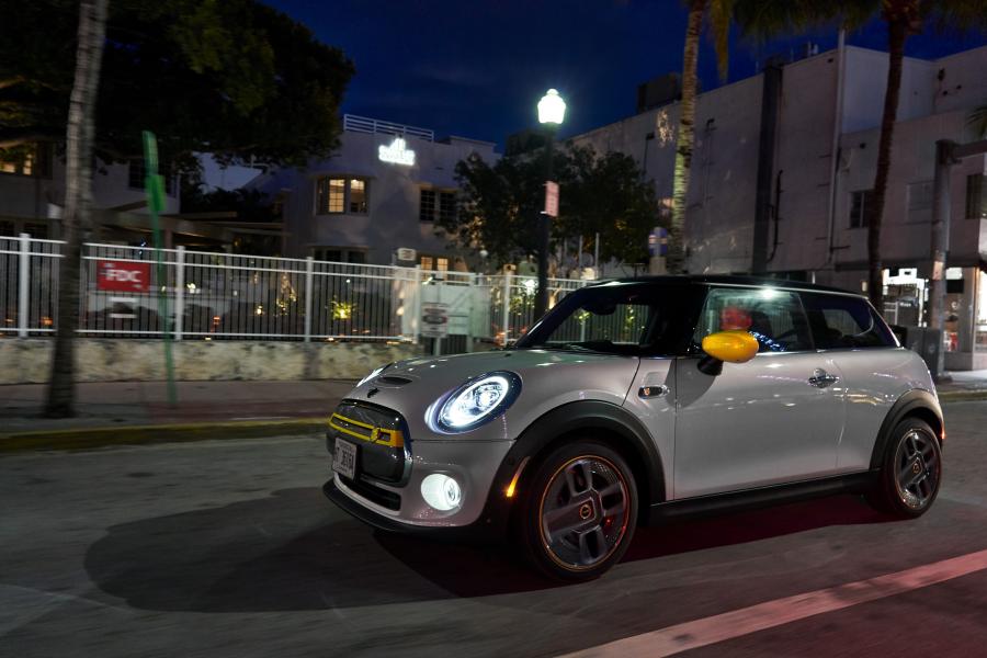  Mini Cooper SE (F56) 2020 года  (NA) (фото 62 из 342)